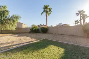 2237 S 63rd Ln, Phoenix, AZ 85043 - Photo 31