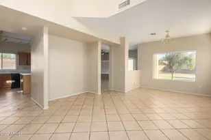 2237 S 63rd Ln, Phoenix, AZ 85043 - Photo 5