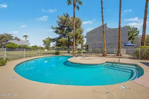 19601 N 7th St, Phoenix, AZ 85024 - Photo 17