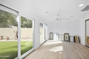 9370 N 100th Pl, Scottsdale, AZ 85258 - Photo 13