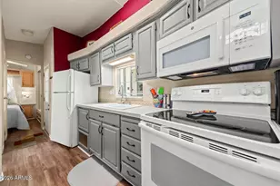17200 W Bell Rd, Surprise, AZ 85374 - Photo 13