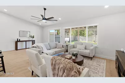 506 W Amoroso Drive, Gilbert, AZ 85233 - Photo 5