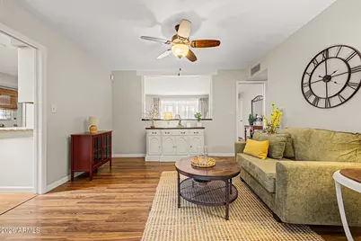 6619 E Ellis Street, Mesa, AZ 85205 - Photo 11