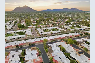 7836 E Crestwood Way, Scottsdale, AZ 85250 - Photo 33
