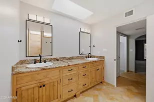 7836 E Crestwood Way, Scottsdale, AZ 85250 - Photo 15