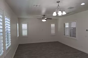 4708 E Daley Ln, Phoenix, AZ 85050 - Photo 15