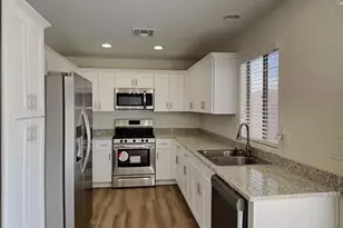 42366 W Bunker Dr, Maricopa, AZ 85138 - Photo 3