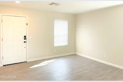 7826 S Peppertree Drive, Gilbert, AZ 85298 - Photo 3