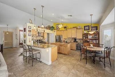 7134 E Lobo Avenue, Mesa, AZ 85209 - Photo 9