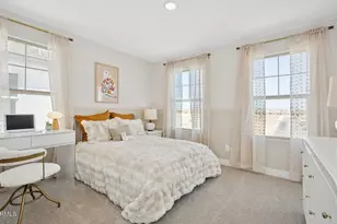 8072 N 80th Ln, Peoria, AZ 85345 - Photo 13
