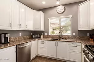 22075 N 103rd Ln, Peoria, AZ 85383 - Photo 15