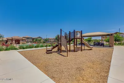 16611 W Sierra Street, Surprise, AZ 85388 - Photo 35