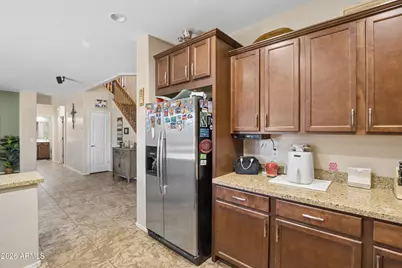 18049 W Ivy Lane, Surprise, AZ 85388 - Photo 9