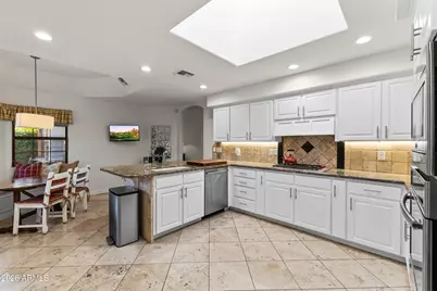 610 W Glenn Drive, Phoenix, AZ 85021 - Photo 11