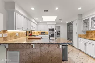 610 W Glenn Dr, Phoenix, AZ 85021 - Photo 9