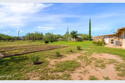 150 E Oak Street, Huachuca City, AZ 85616 - Photo 25