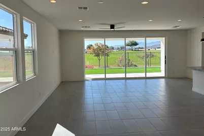 10862 N Brownsville Lane, Surprise, AZ 85388 - Photo 11