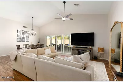 23861 N 21st Place, Phoenix, AZ 85024 - Photo 13