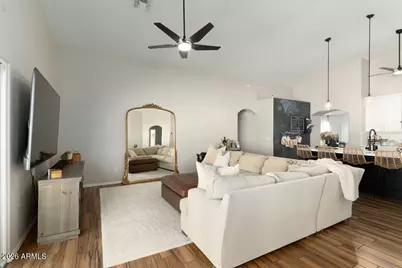 23861 N 21st Place, Phoenix, AZ 85024 - Photo 11