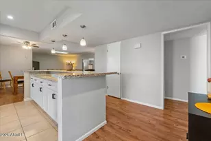 10895 W Clair Dr, Sun City, AZ 85351 - Photo 5