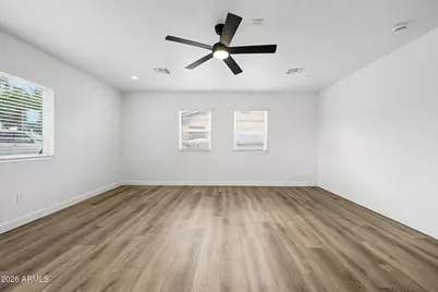 1004 W Manhatton Drive, Tempe, AZ 85282 - Photo 11