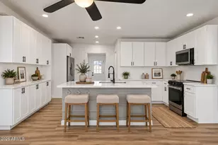 1004 W Manhatton Dr, Tempe, AZ 85282 - Photo 3