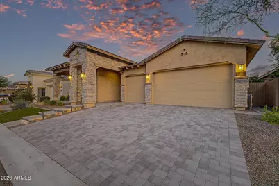 21251 W Hillcrest Boulevard, Buckeye, AZ 85396 - Photo 5
