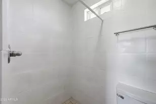 5206 W Ocotillo Rd, Glendale, AZ 85301 - Photo 13