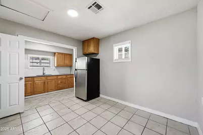 5206 W Ocotillo Road #Apt B, Glendale, AZ 85301 - Photo 5