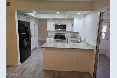 10202 N 45th Avenue, Glendale, AZ 85302 - Photo 1