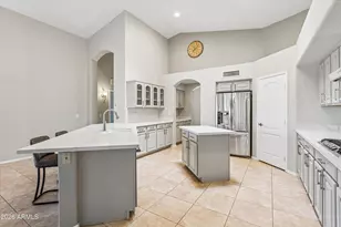 17936 N Linkletter Ln, Surprise, AZ 85374 - Photo 11