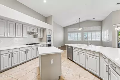 17936 N Linkletter Lane, Surprise, AZ 85374 - Photo 11