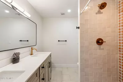 8301 E Crestwood Way, Scottsdale, AZ 85250 - Photo 25
