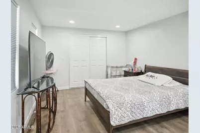1001 N 43rd Avenue #282, Phoenix, AZ 85009 - Photo 9