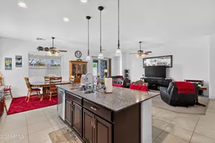 18576 W Kendall St, Goodyear, AZ 85338 - Photo 13