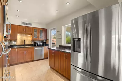 4329 N 35th Street, Phoenix, AZ 85018 - Photo 11