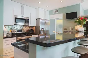 110 W Victoria Square, Phoenix, AZ 85013 - Photo 9
