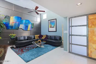 110 W Victoria Square, Phoenix, AZ 85013 - Photo 3