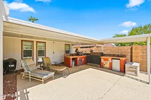 11053 W Pine Hollow Dr, Sun City, AZ 85351 - Photo 35