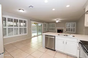 2388 S Sycamore Pl, Chandler, AZ 85286 - Photo 7
