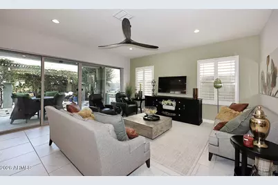 4638 E Casitas Del Rio Drive, Phoenix, AZ 85050 - Photo 11
