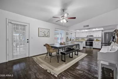 9425 N 63rd Drive, Glendale, AZ 85302 - Photo 5
