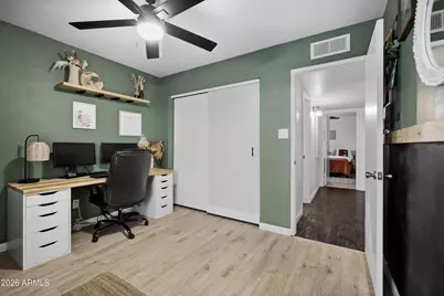 9425 N 63rd Drive, Glendale, AZ 85302 - Photo 17