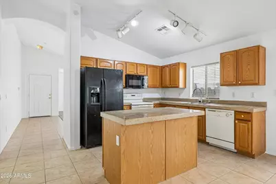 3216 W Mineral Butte Drive, San Tan Valley, AZ 85144 - Photo 7