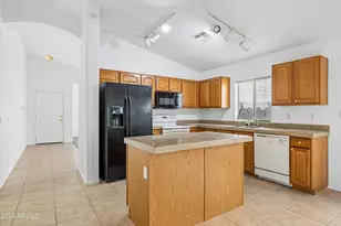 3216 W Mineral Butte Dr, San Tan Valley, AZ 85144 - Photo 7