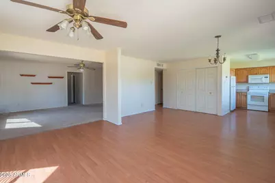 5210 W Monte Cristo Avenue, Glendale, AZ 85306 - Photo 7