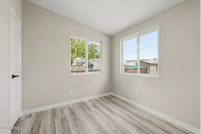 645 S Cornwall Drive, Apache Junction, AZ 85120 - Photo 23