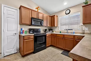 18836 N Lousandra Dr, Maricopa, AZ 85138 - Photo 5
