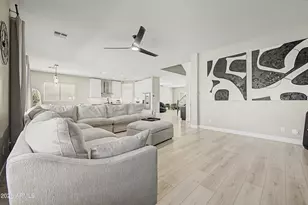 45240 W Windrose Dr, Maricopa, AZ 85139 - Photo 9