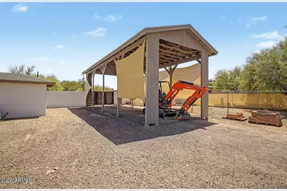 1240 E Paint Your Wagon Trail, Phoenix, AZ 85085 - Photo 11